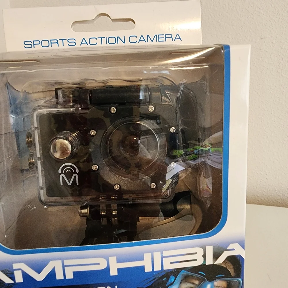 Amphibia Camera
